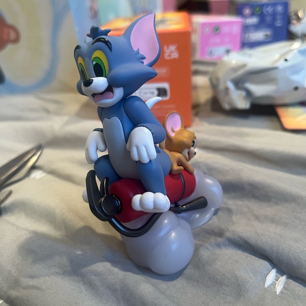 Tom and Jerry Forbidden Compass Popmart figure - Picture 5 of 5